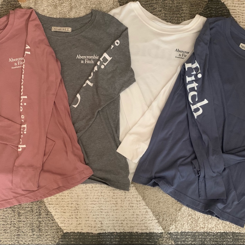🔥4 SHIRT BUNDLE🔥 NWOT Abercrombie & Fitch Long Sleeve Tees for Women (Size S)